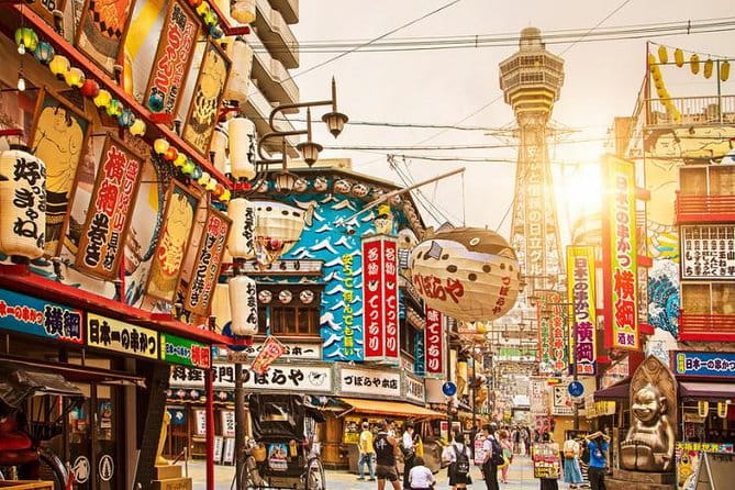 Osaka Food Tour (13 Delicious Dishes at 5 Local Eateries) - Pairing Dishes With Refreshing Drinks