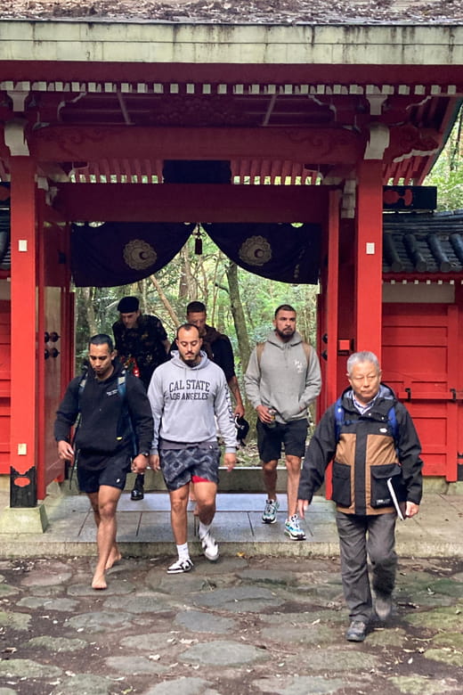 Osaka: Goma Prayer Experience and Onsen Hot Springs Entry - Goma Prayer Experience