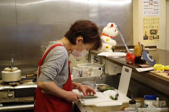 Osaka Japanese Cooking and Matcha Class Near Osaka Castle - Positive Reviews and Ratings