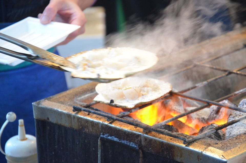 Osaka: Kuromon Market Food Tour With Tastings - Group Size and Language