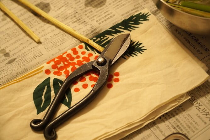 Osaka Learning Ikebana With a Sogetsu School Master - Why Choose This Unique Experience in Osaka