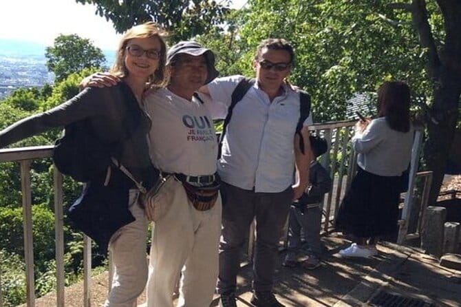 Osaka Must-See and Hidden Gems Walking Tour With A Guide - Key Points