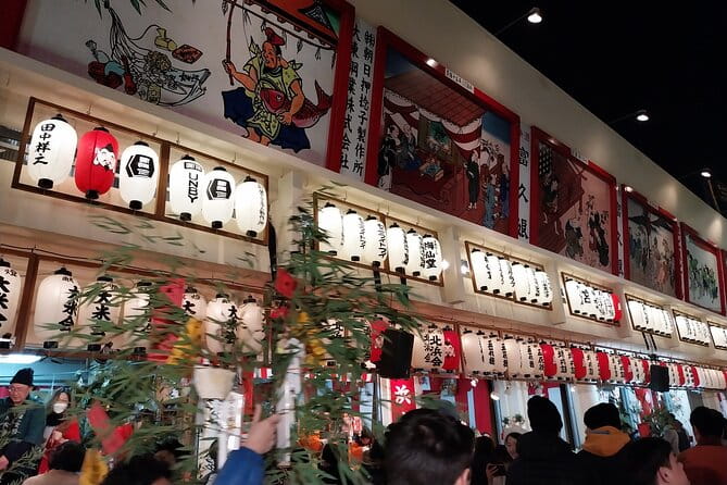 Osaka "Tenjinbashi" Walking Food Tour With Secret Food Tours - Delighting in Rice Crackers and Local Eateries