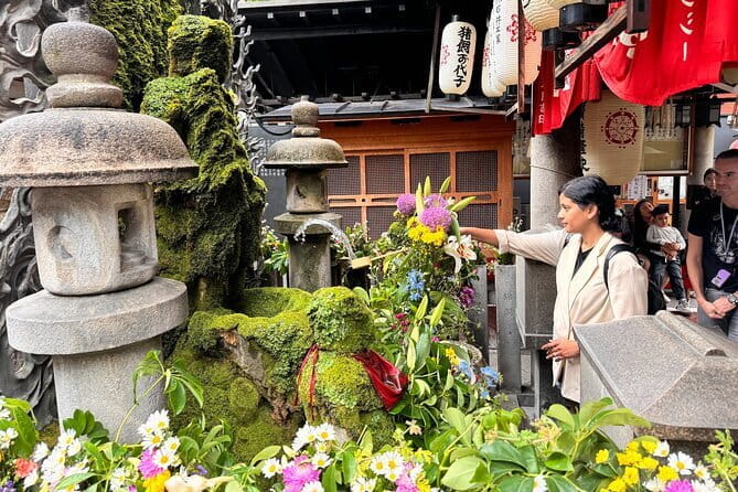 Osakas Secret Adventures: Daruma Magic and Minoh Falls - Meeting Point and Start Time