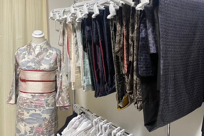 Oshima Tsumugi Kimono Dress Rental From Kagoshima - Unique Features of Oshima Tsumugi Kimono