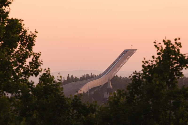 Oslo: The Spectacular Holmenkollen Walk - Starting Point and Logistics: From City Streets to Forest Trails