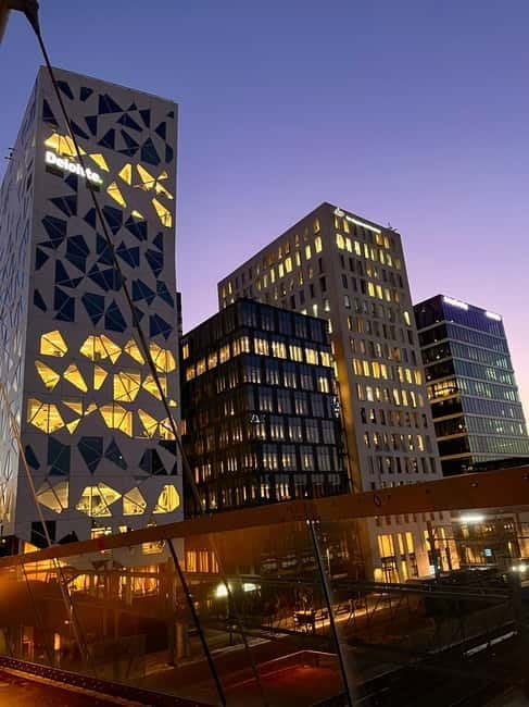 Oslo: Visit Iconic spots with Local & Private Photographer - Who is this experience best suited for?