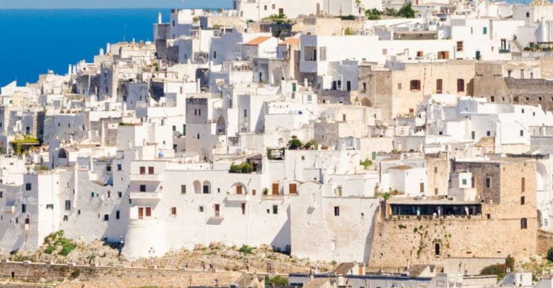 Ostuni: Private City Walking Tour with Local Guide - Walking the Ancient City Walls