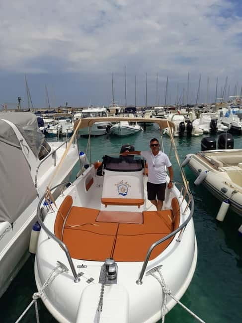 Otranto: Albatros Boat Private Tour with Aperitif and Snacks - The Sum Up