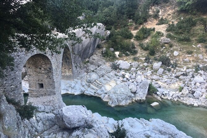 Outdoor Experience in Amantia Archeological Park & Brataj Bidge - Exploring the Itinerary in Detail