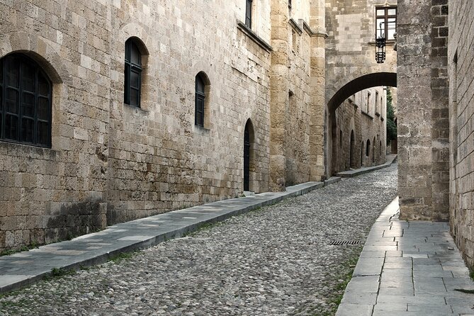 Outdoor Scavenger Hunt and Tour of Rhodes Old Town - Booking and Availability