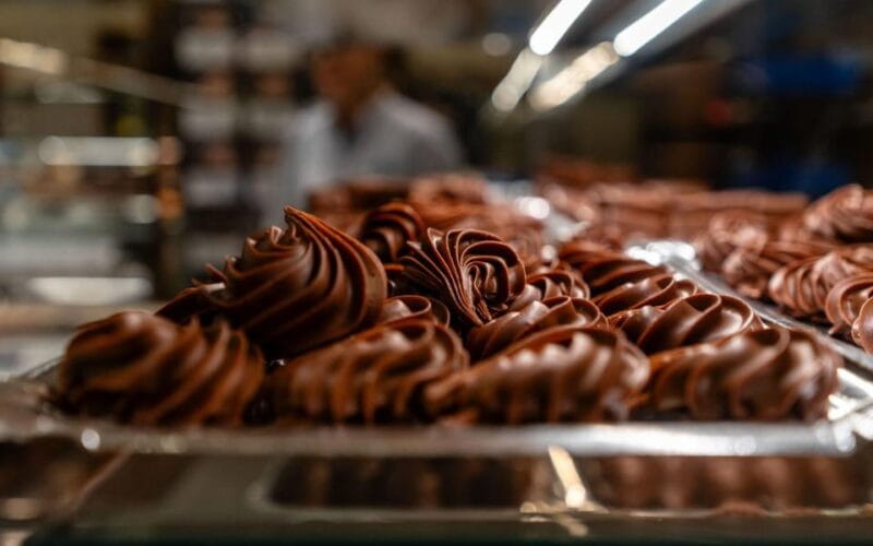 Oviedo : Tour with tasting of Moscovitas and other Asturian sweets - Price, Logistics, and Practical Tips