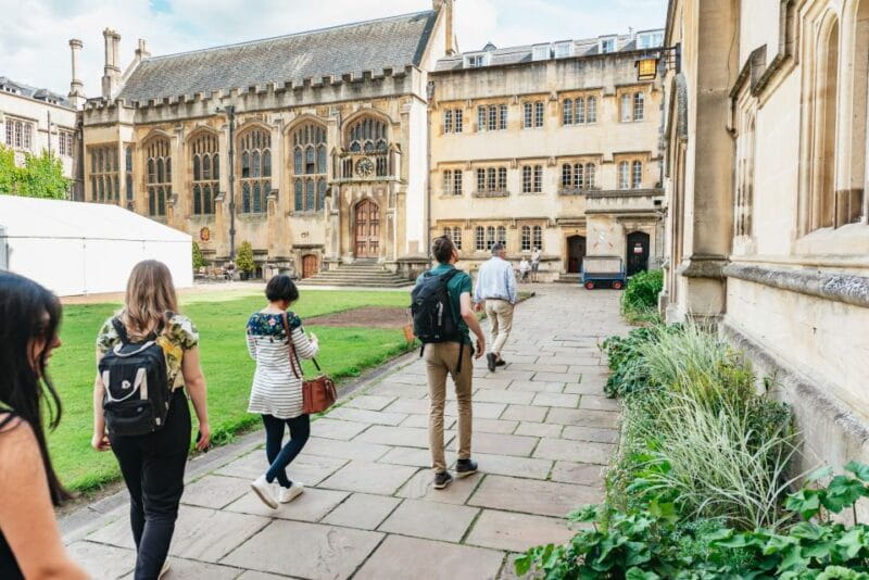 Oxford: City and University Tour, including college entry - The Guides and Their Stories