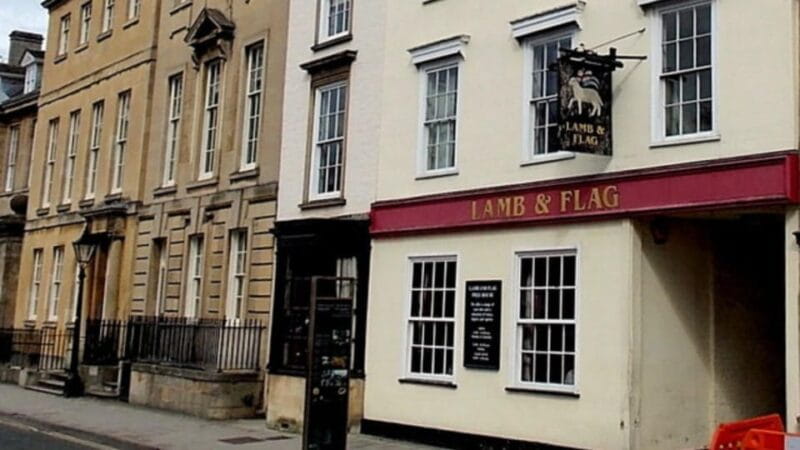 Oxford: Historic Pubs & Taverns Guided Walking Tour - Who Will Love This Tour?