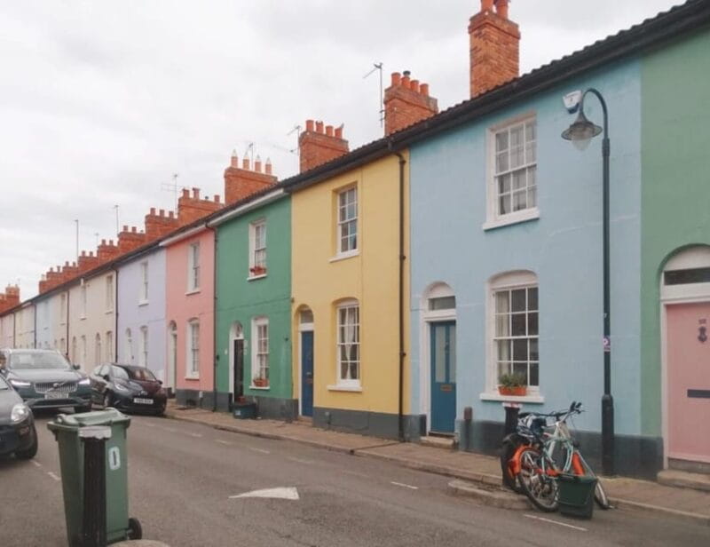 Oxford: Jericho and Port Meadow Guided Walking Tour - Starting Point: The Eagle and Child Pub