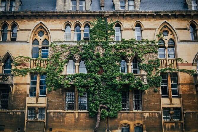 Oxford Scavenger Hunt and Sights Self-Guided Tour - Who Will Love This Tour?