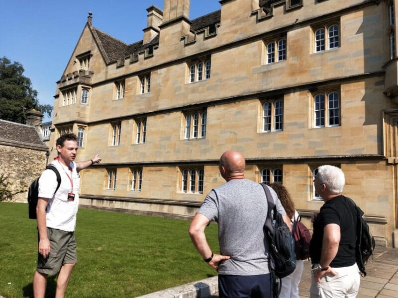 Oxford: Solo Traveller Private Tour - Discovering Oxford: The Details of Your Private Tour