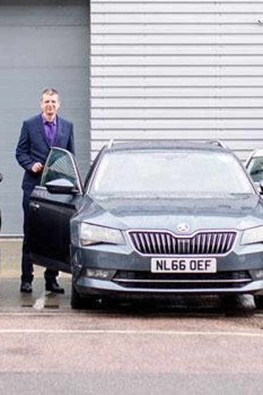 Oxford University and Highclere Castle Day Tour - Entering the World of Downton at Highclere Castle