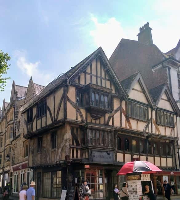 Oxford's famous and secret wonders in Italian - What Sets This Tour Apart