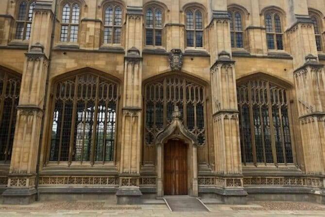 Oxford's literary legends and landmarks: A Self-Guided Audio Tour - FAQs