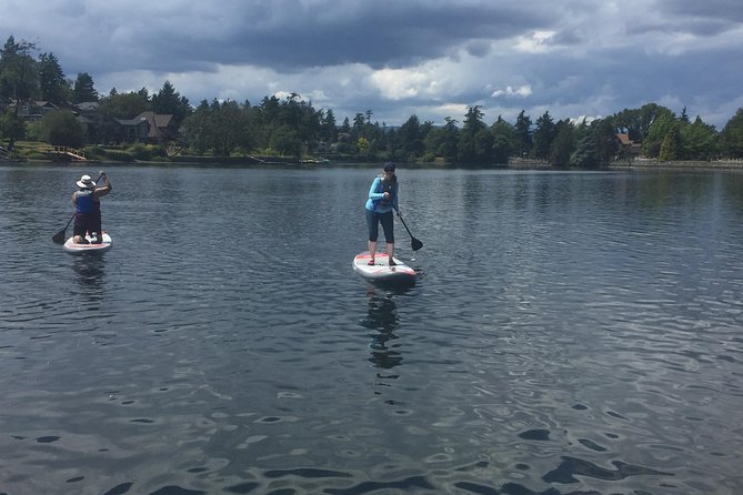 Paddling Thetis Lake - Lunchtime on the Boards or Shore