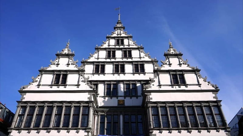 Paderborn: Express City Highlights Walk with a Local Guide - Breaking Down the Highlights: Why This Tour Matters