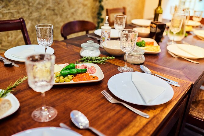 Paella Barcelona: Market Visit, Tapas, Sangria and Paella Class - Meeting Point and Pickup