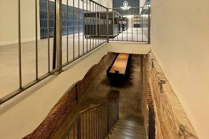 Paella Cooking Class in Madrid With Bottomless Wine Pairing - Benefits of Booking Confirmation