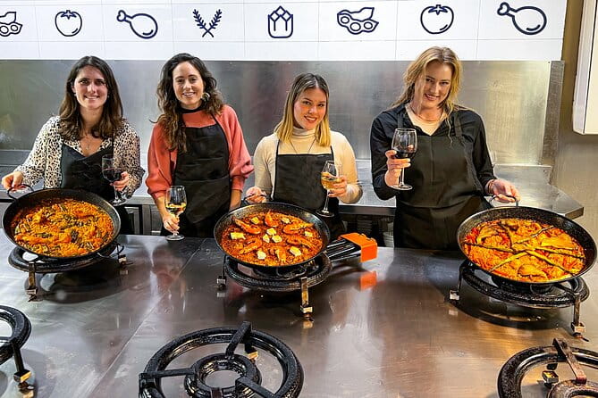 Paella Cooking Class, Wine Tasting & Central Market in Valencia - Key Points