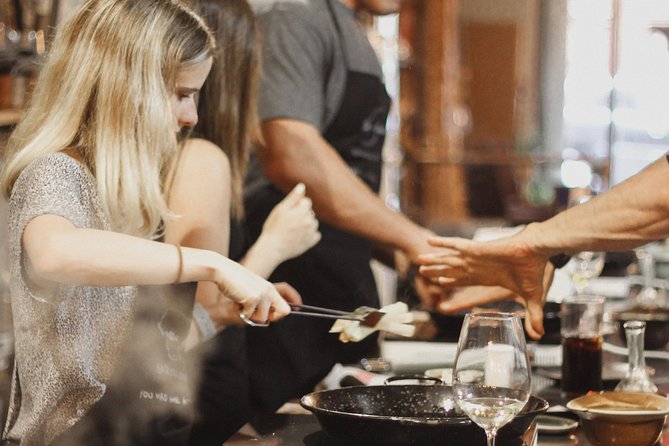 Paella Cooking Experience With Professional Chef: Four Course Dinner - Meeting and Pickup Details