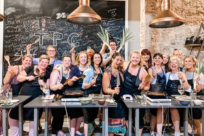 Paella Cooking Experience With Professional Chef: Four Course Dinner - Review and Recognition