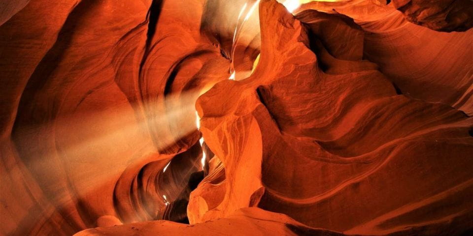 Page: Upper Antelope Canyon Entry Ticket and Luxury Van Tour - Age and Mobility Requirements