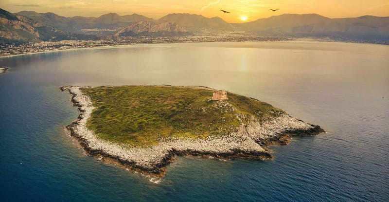 Palermo: Exclusive Boat Tour on Sunset + Aperitif and Drink - The Practical Side: Logistics and Tips