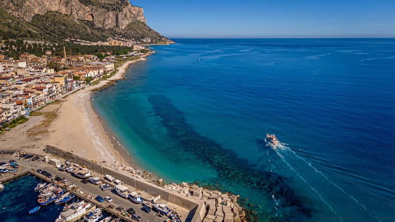 Palermo: Private Boat Tour Customized on Request + drink - Practical Details and Final Thoughts