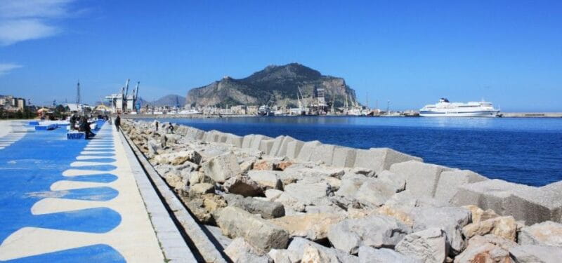 Palermo to Siracusa: stop al Valley of Temples & Roman Villa - Piazza Armerina and the Roman Villa: Mosaics and More