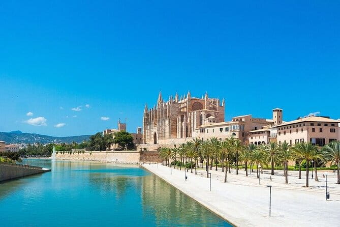 Palma de Mallorca Must-See Attractions Walking Tour With A Guide - Starting Point: The Charm of Carrer de Sant Agustí