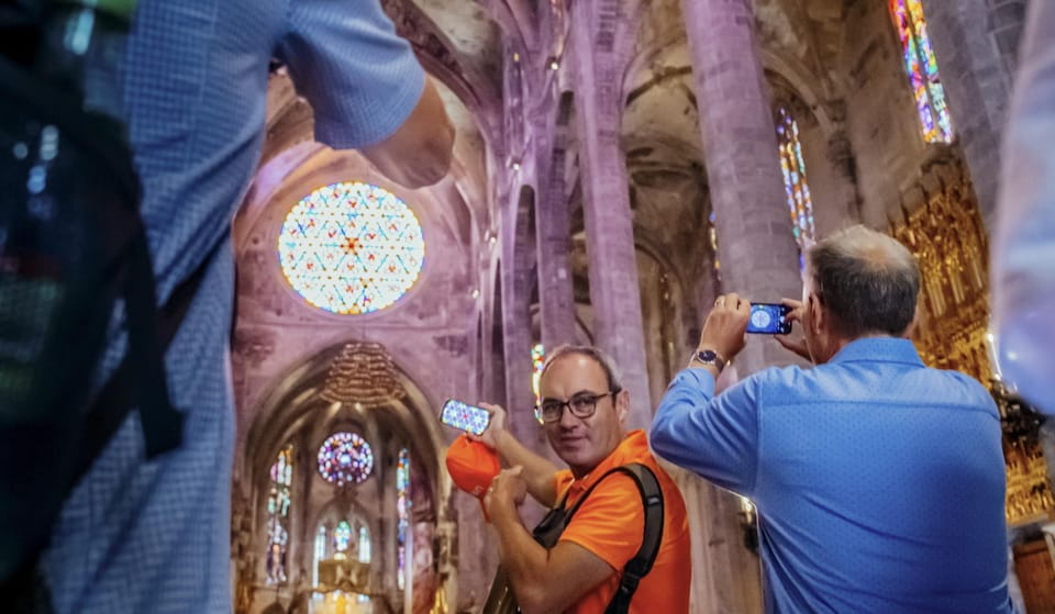 Palma De Mallorca: Old Town and Cathedral Tour - Notable Attractions in Old Town