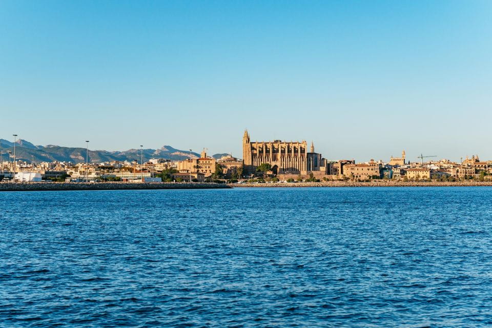 Palma De Mallorca: Sunset Boat Tour With DJ and Dance Floor - Customer Reviews