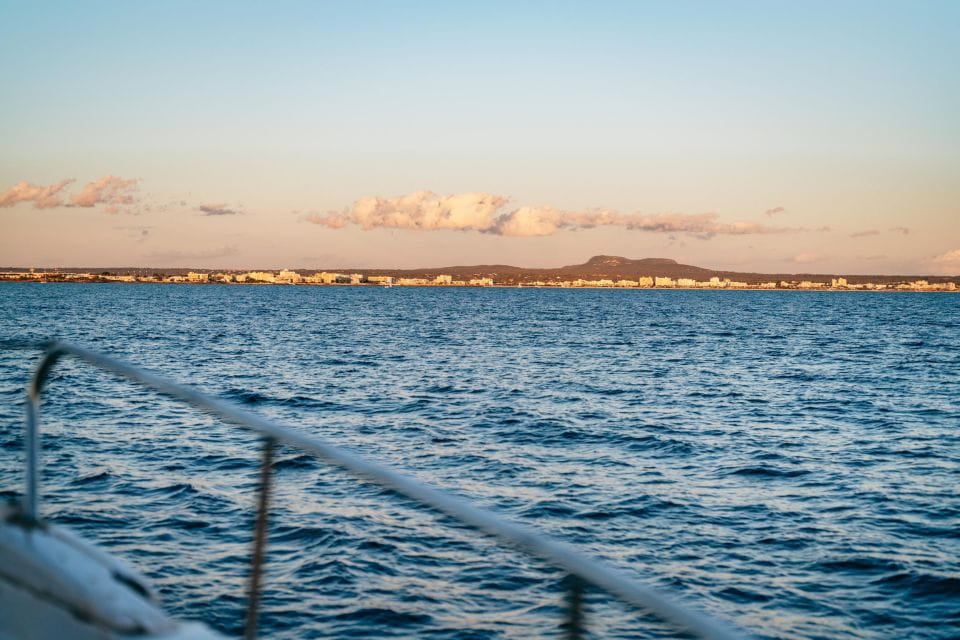 Palma De Mallorca: Sunset Boat Tour With DJ and Dance Floor - Additional Tips for Travelers