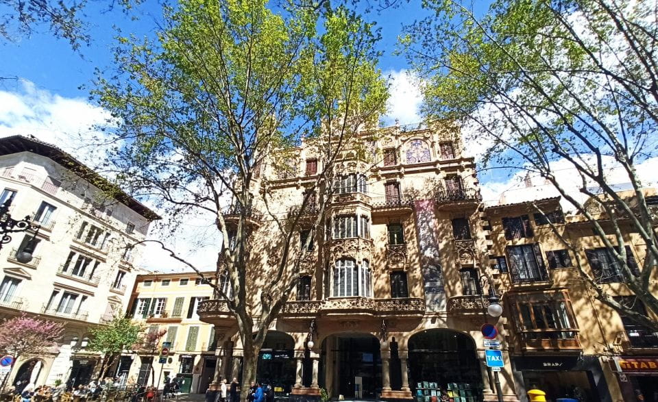 Palma De Mallorca Winery, History, Gastronomy Tour - Itinerary and Key Locations