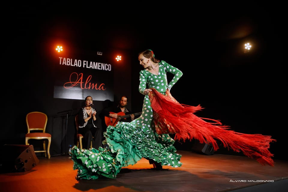 Palma: Flamenco Show at Tablao Flamenco Alma With Drink - Language Options