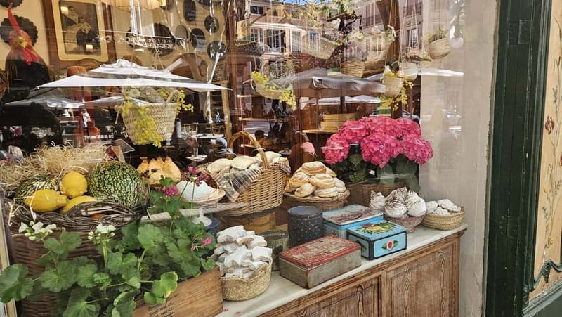 Palma: Old Town Guided Tour with Cathedral Skip-the-Line - The Sum Up