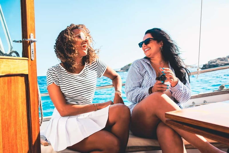 Palma: Private Motor Sailing Cruise on delux Mallorcan Llaut - Introduction to the Experience