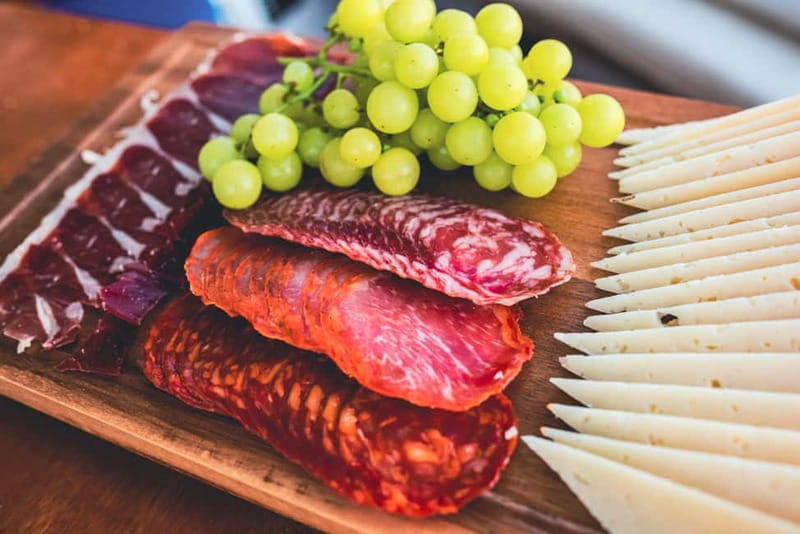 Palma: Private Motor Sailing Cruise on delux Mallorcan Llaut - Who Is This Best For?