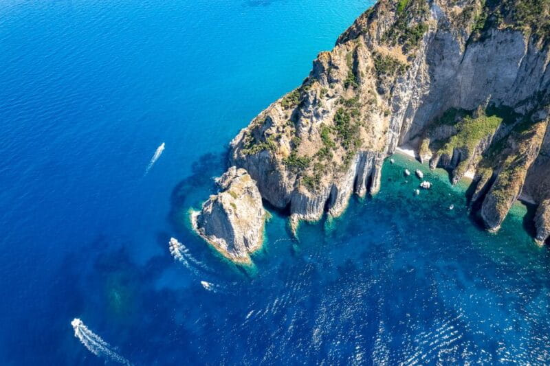 Palmarola: Boat tour with lunch on board - Who Will Love This Experience?