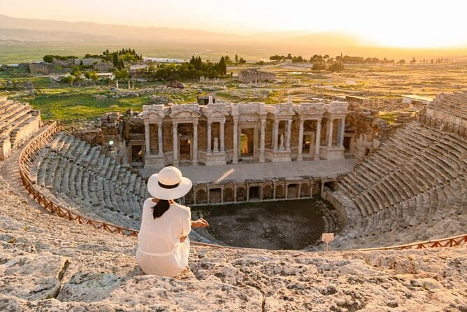 Pamukkale and Hierapolis Tour from Selcuk and Kusadasi - Relaxing in the Thermal Pools and Enjoying Lunch