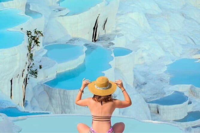 Pamukkale tour w. Entrance, Lunch & Transfer from Kemer - Lunch and Leisure: Turkish Flavors and Relaxation