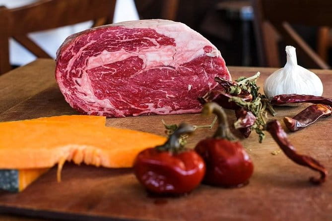 Panoramic shore excursion of the city of Naples and historic center. - Price and Logistics: Good Value for a Full Day