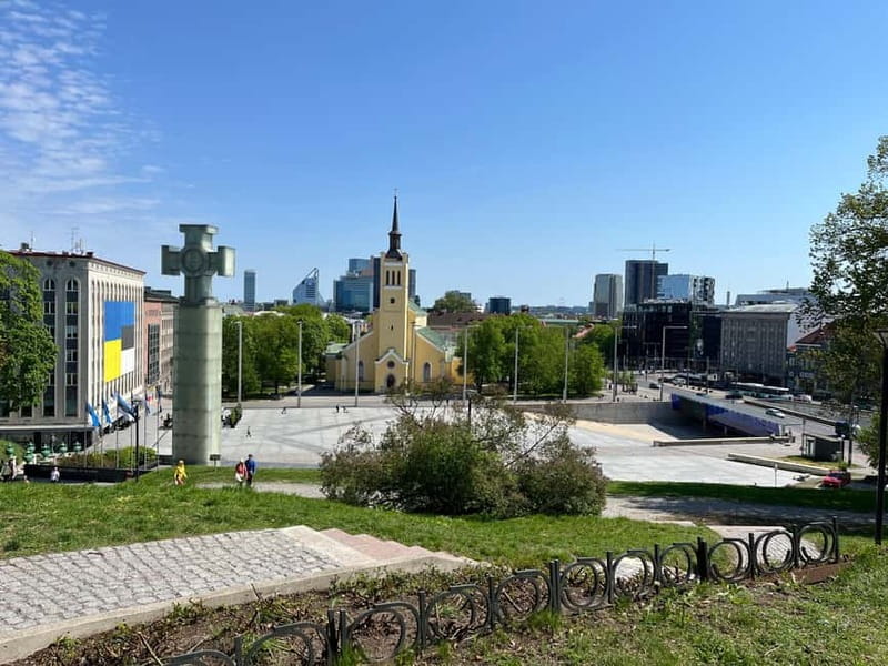 Panoramic Tour over Tallinn by vehicle - Port Noblessner and Sauna Promenade