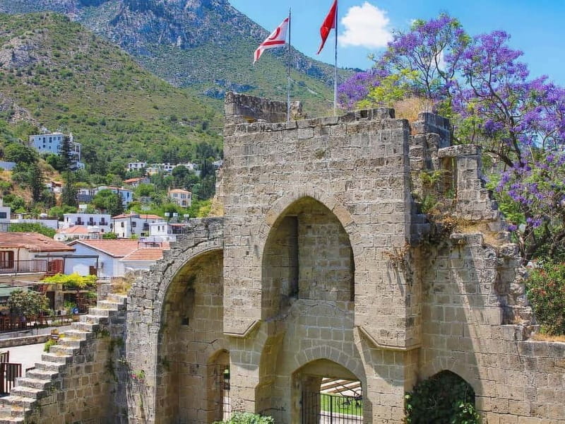 Paphos: Tour Kyrenia - St. Hilarion and Bellapais Abbey - Long Drive, Shorter Stops: Logistics and Comfort